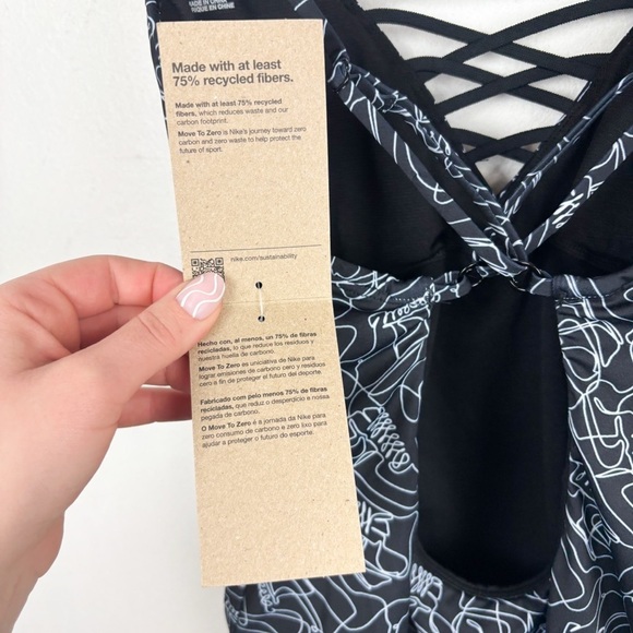 NWT Nike Sneakerkini 2.0 Allover Print One Piece Swimsuit Sz L - Picture 11 of 13